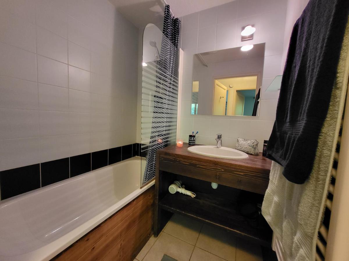 Appartement Dans Chalet Avec Piscine Couverte Saint-Gervais-les-Bains Exterior photo